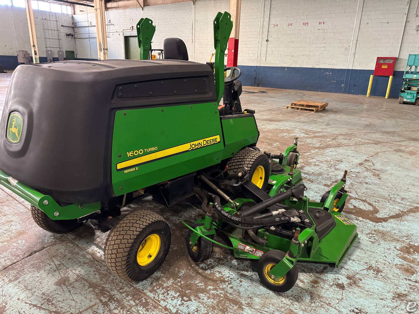2016 John Deere 1600 Turbo Series II