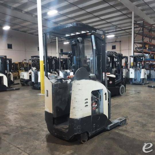 2016 Crown RR5725-45