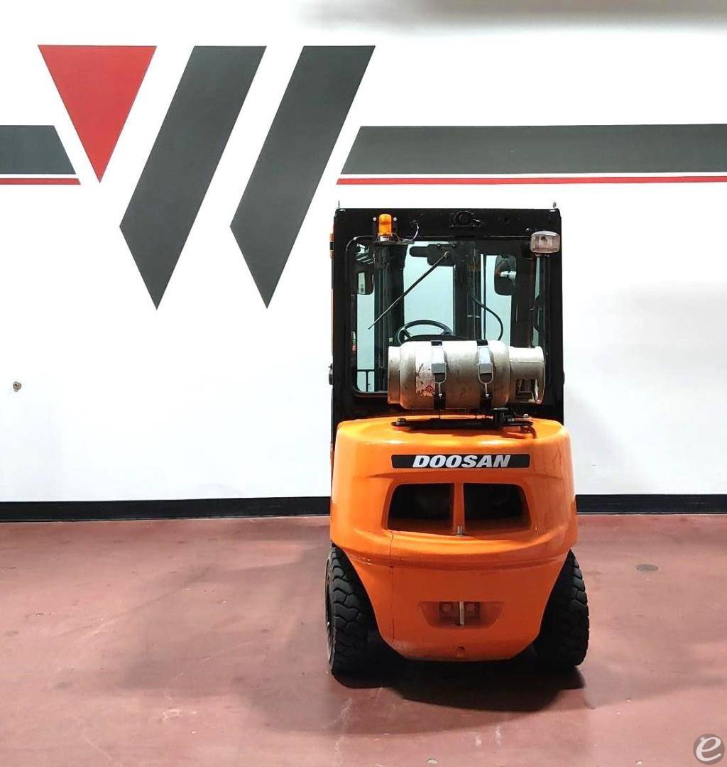 2015 Doosan G30E-5