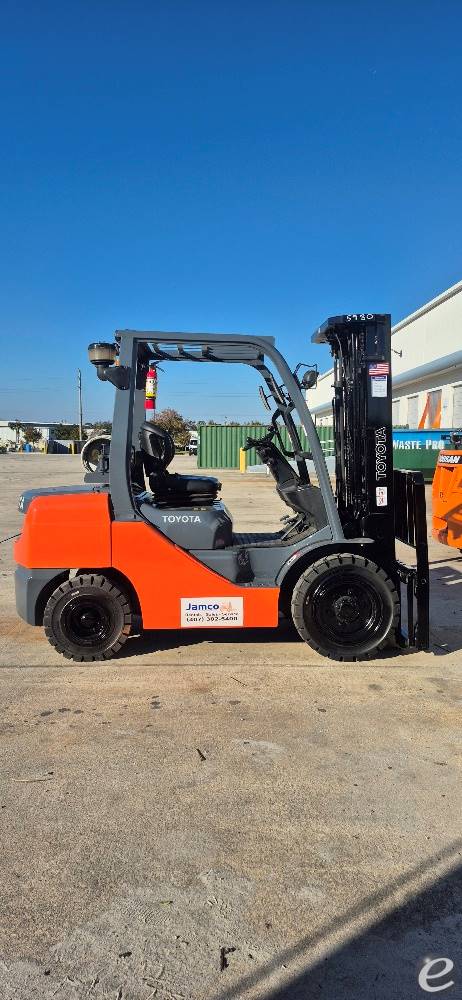 2014 Toyota 8FGU30 LP Gas Forklift