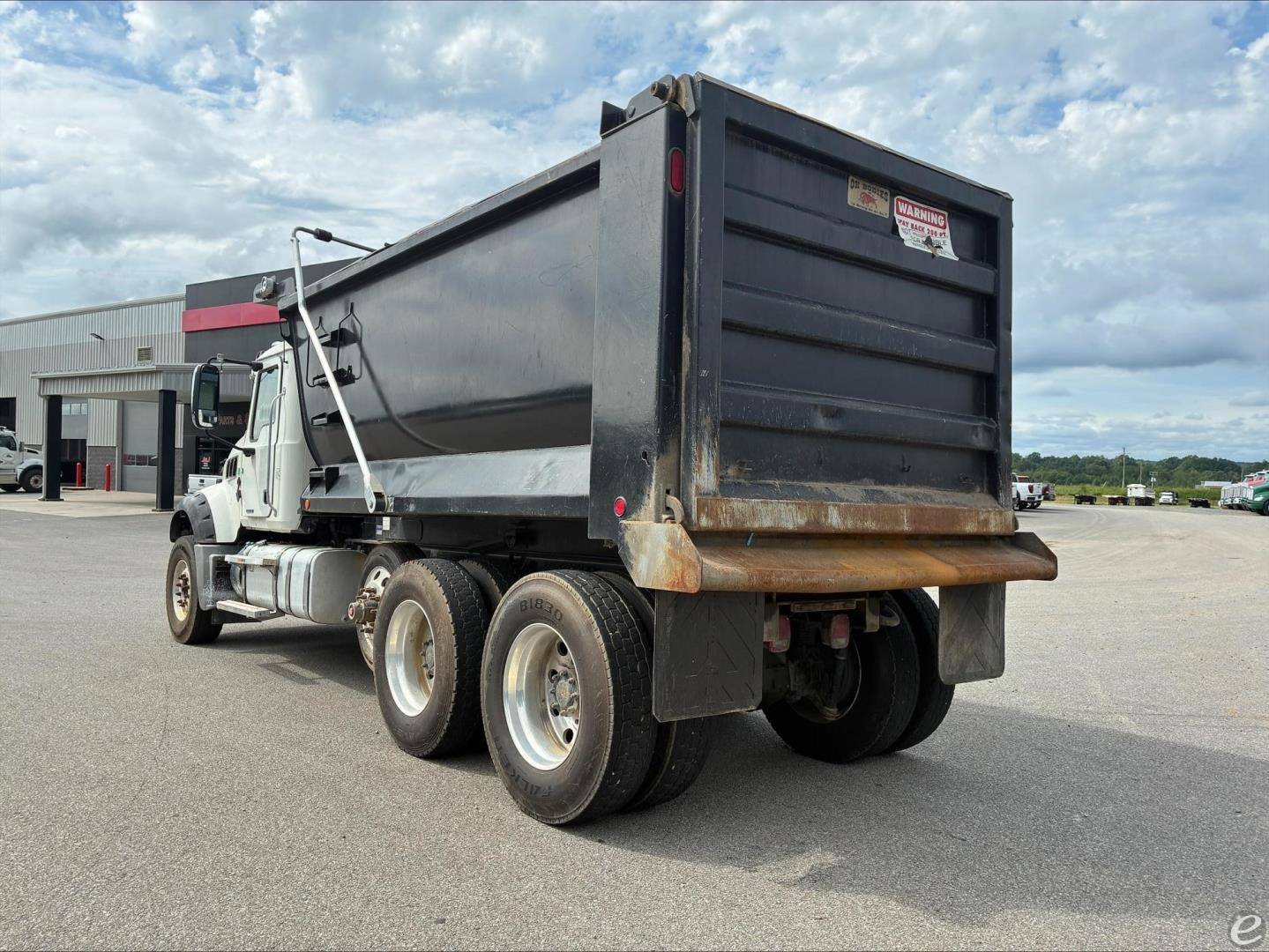 2020 Mack GRANITE 64FR