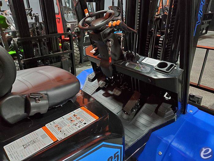 2026 Viper Lift Trucks FY35