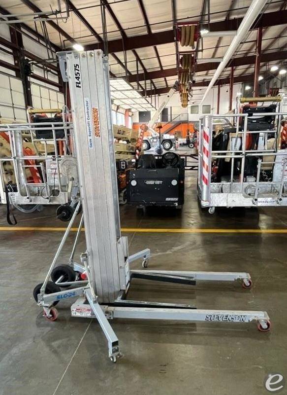 2020 Genie SLC24