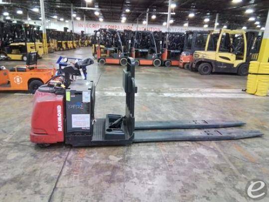 2015 Raymond 8510