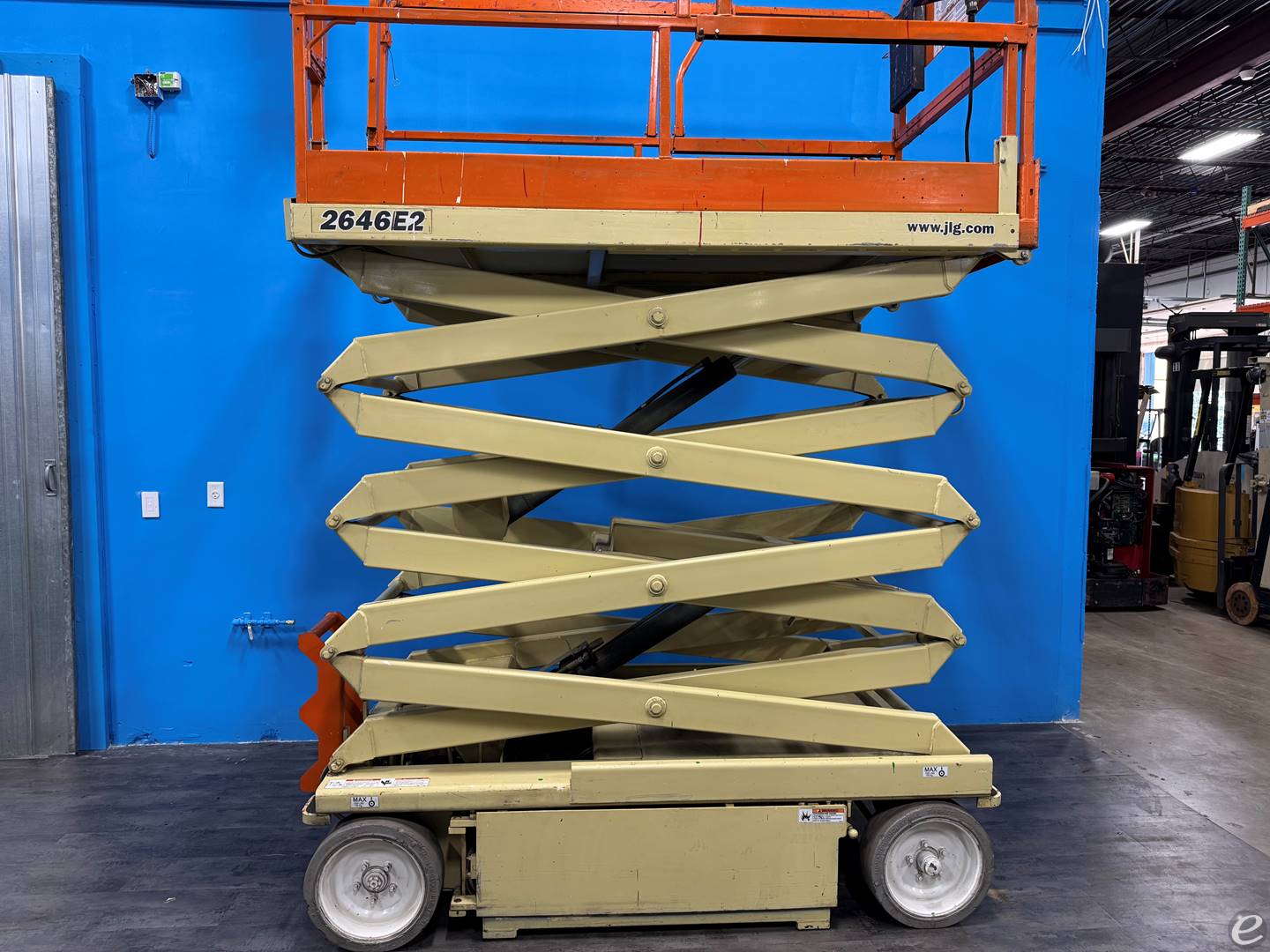2002 JLG 2646ES