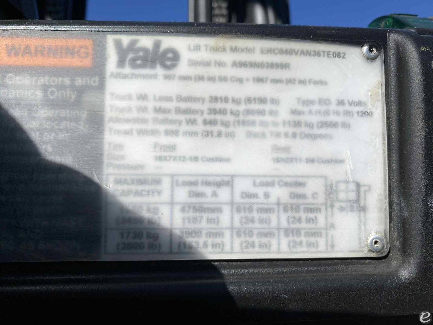 2017 Yale ERC-040VAN