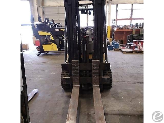 2019 Yale GC080VX