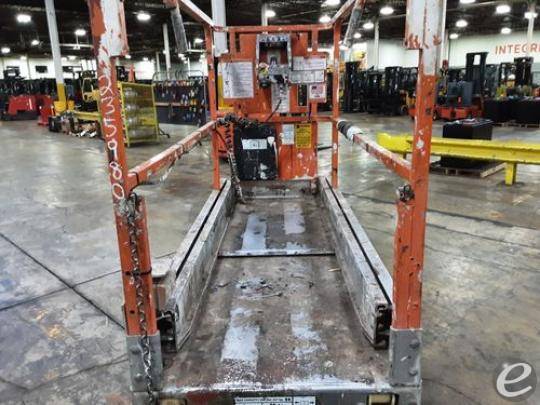 2006 JLG 1930ES