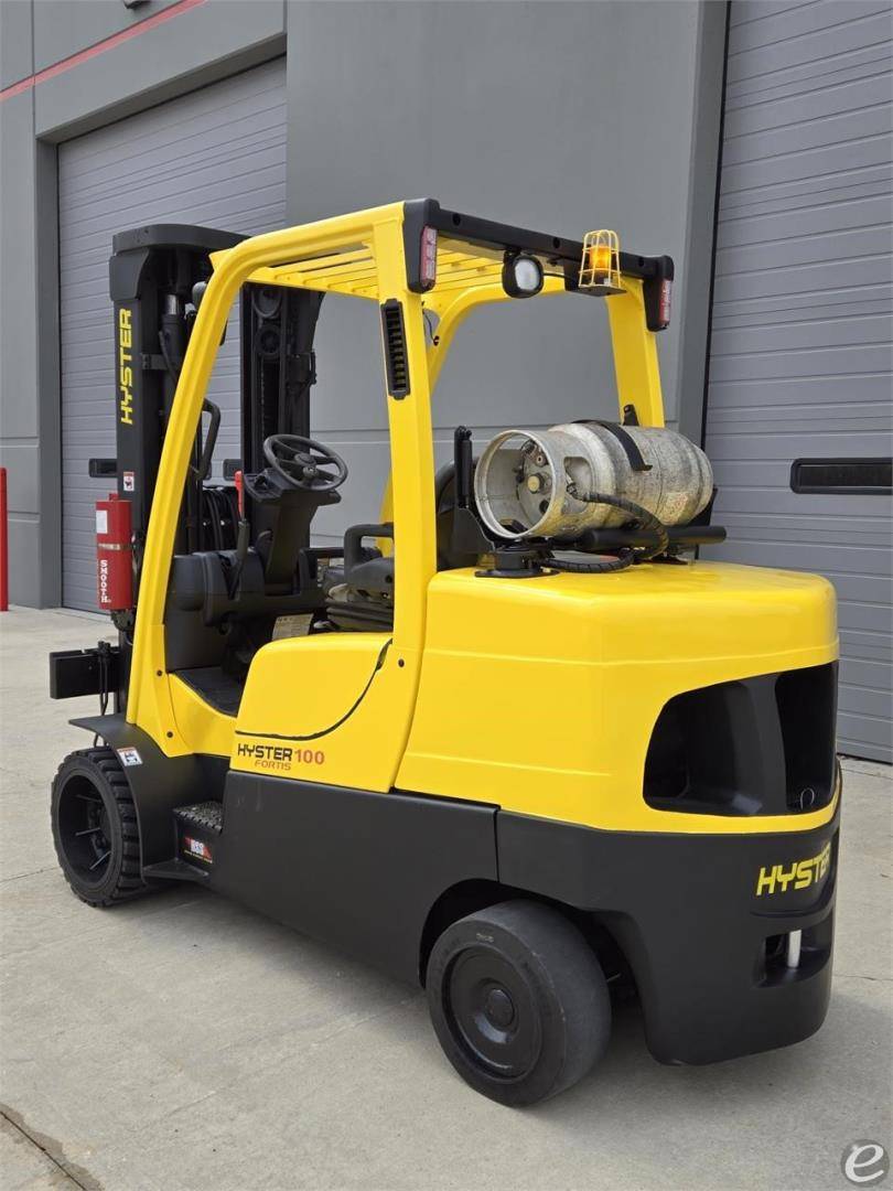 2017 Hyster S100FT LP Gas Forklift - 123Forklift