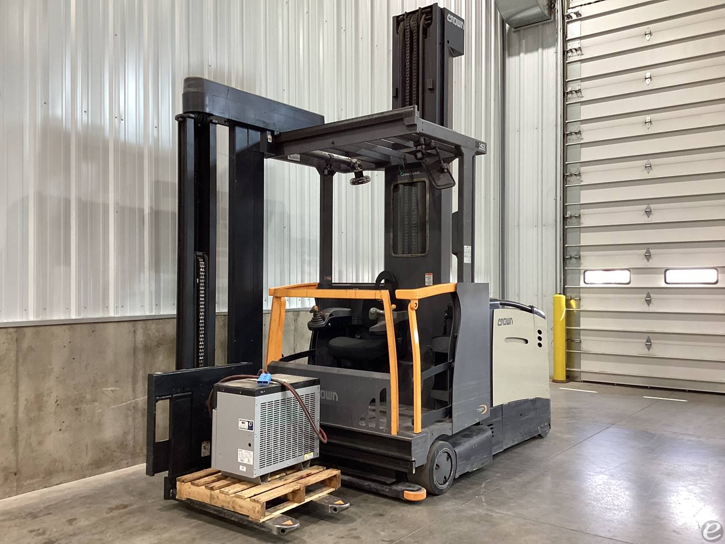 2020 Crown TSP6500-33