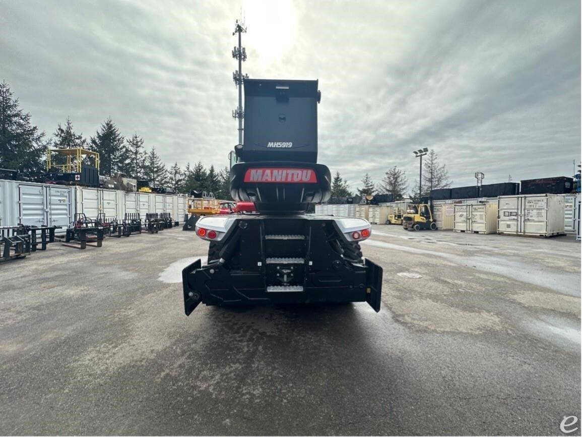 2022 Manitou MRT3570