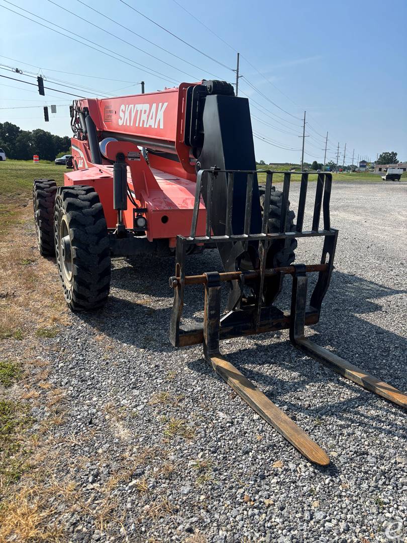 2014 JLG 6042