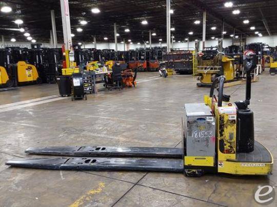 2017 Hyster B80ZHD Electric Forklif...