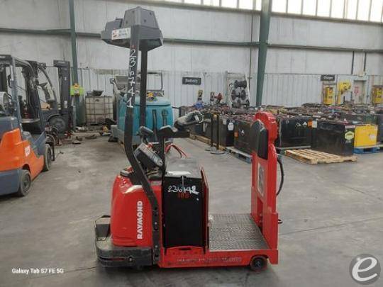 2017 Raymond 3020