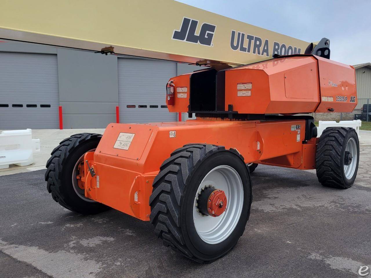 2011 JLG 1350SJP
