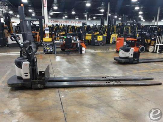 2015 Crown PE4500-80 Electric Forkl...