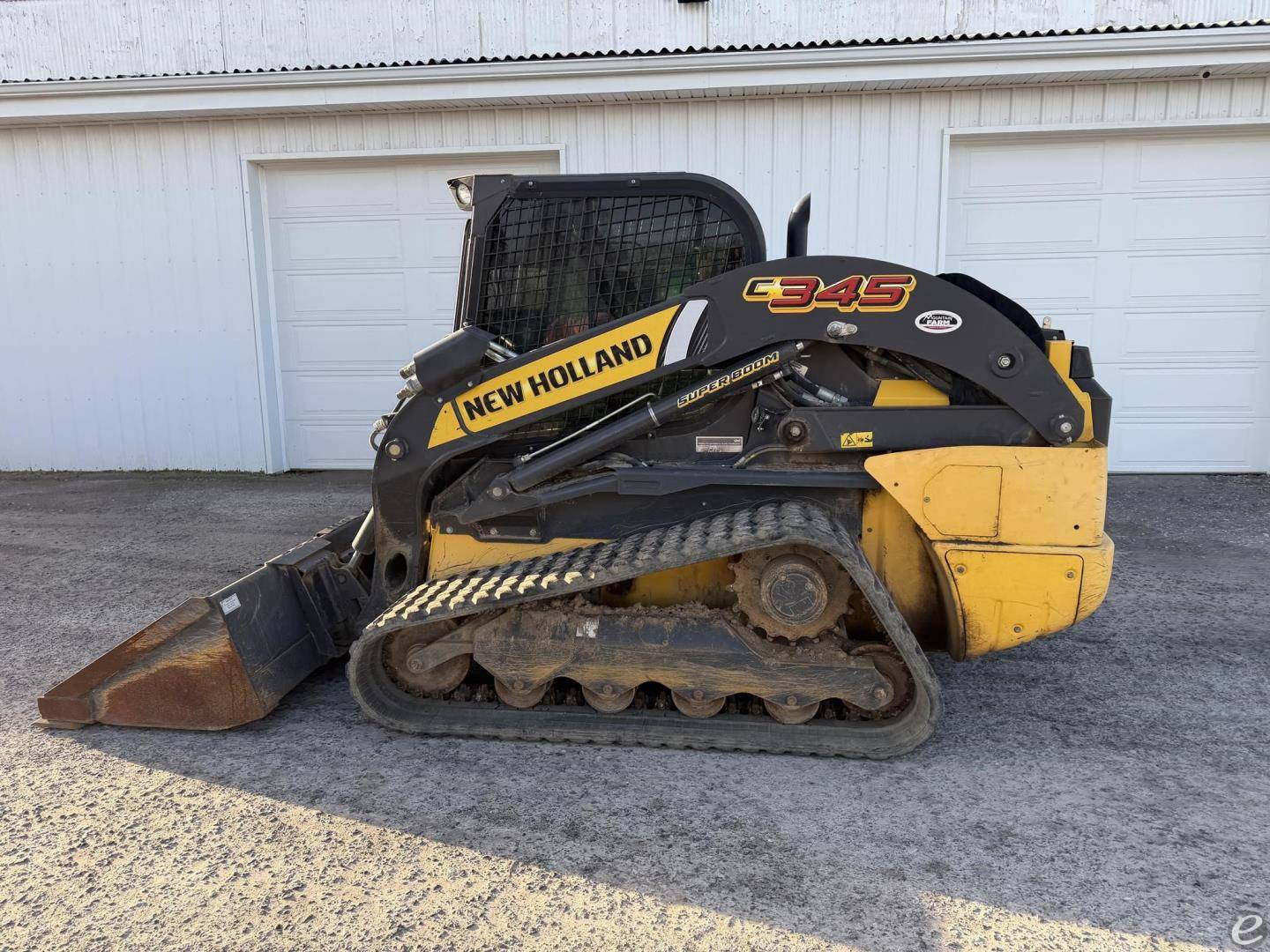 2022 New Holland C345