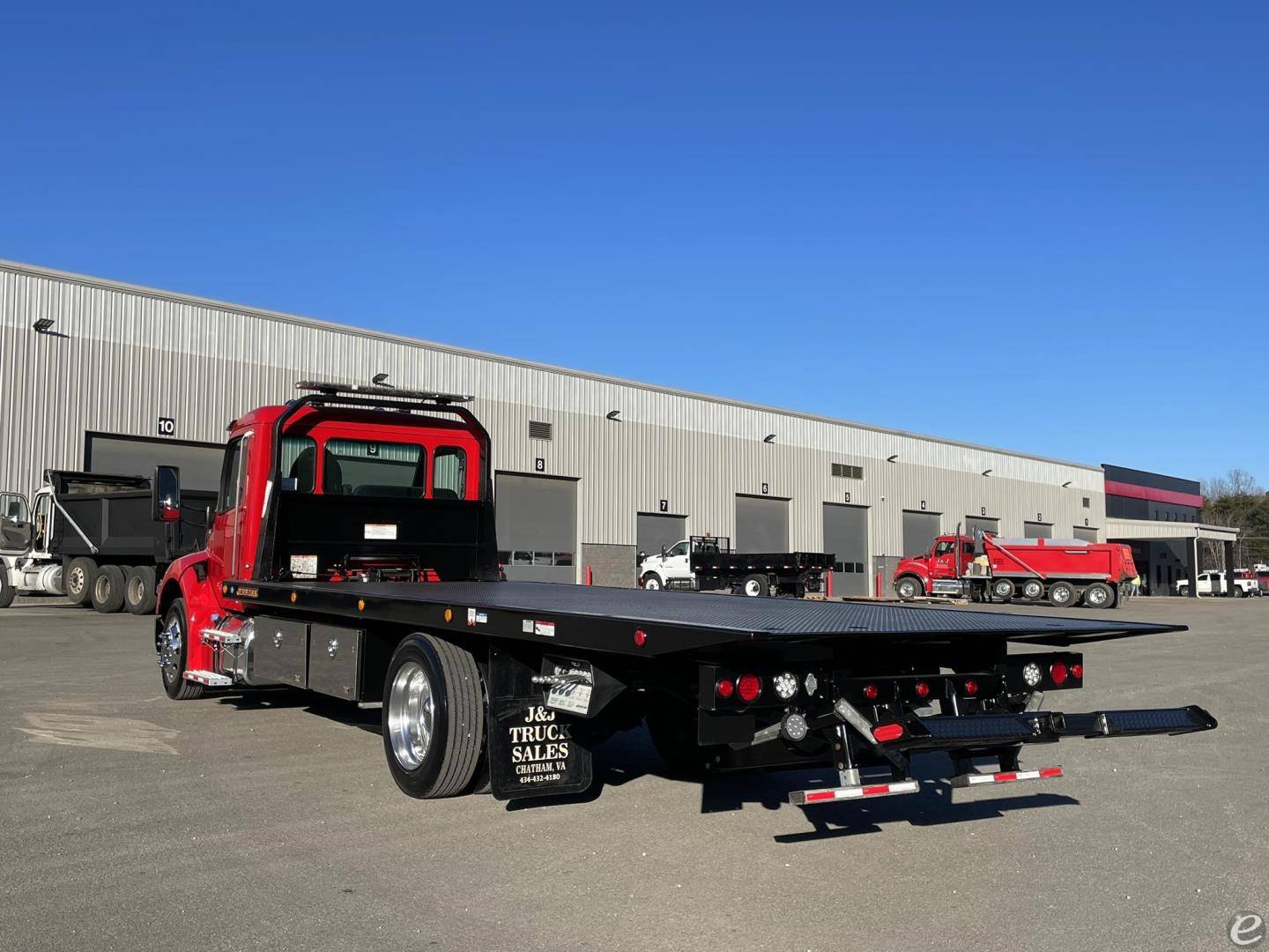 2024 Peterbilt 536