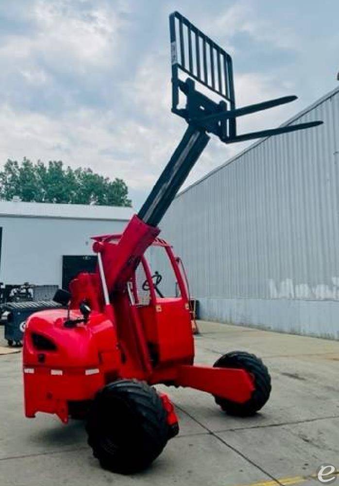 2013 Diesel Manitou TMT55 Truck Mounted Forklift (Sod Loaders)