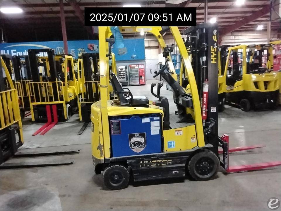 2021 Hyster E35XN
