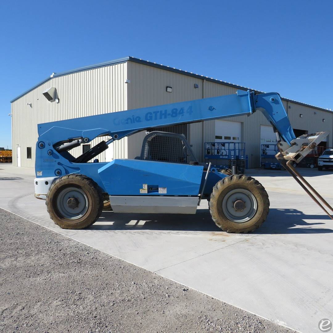 2013 Genie GTH-844