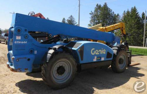 2017 Genie GTH-844