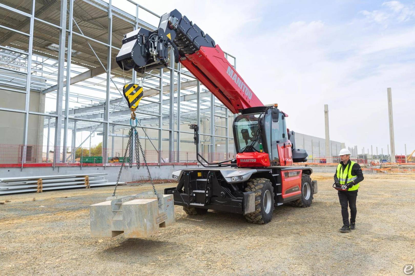 2026 Manitou HYDRAULIC WINCH