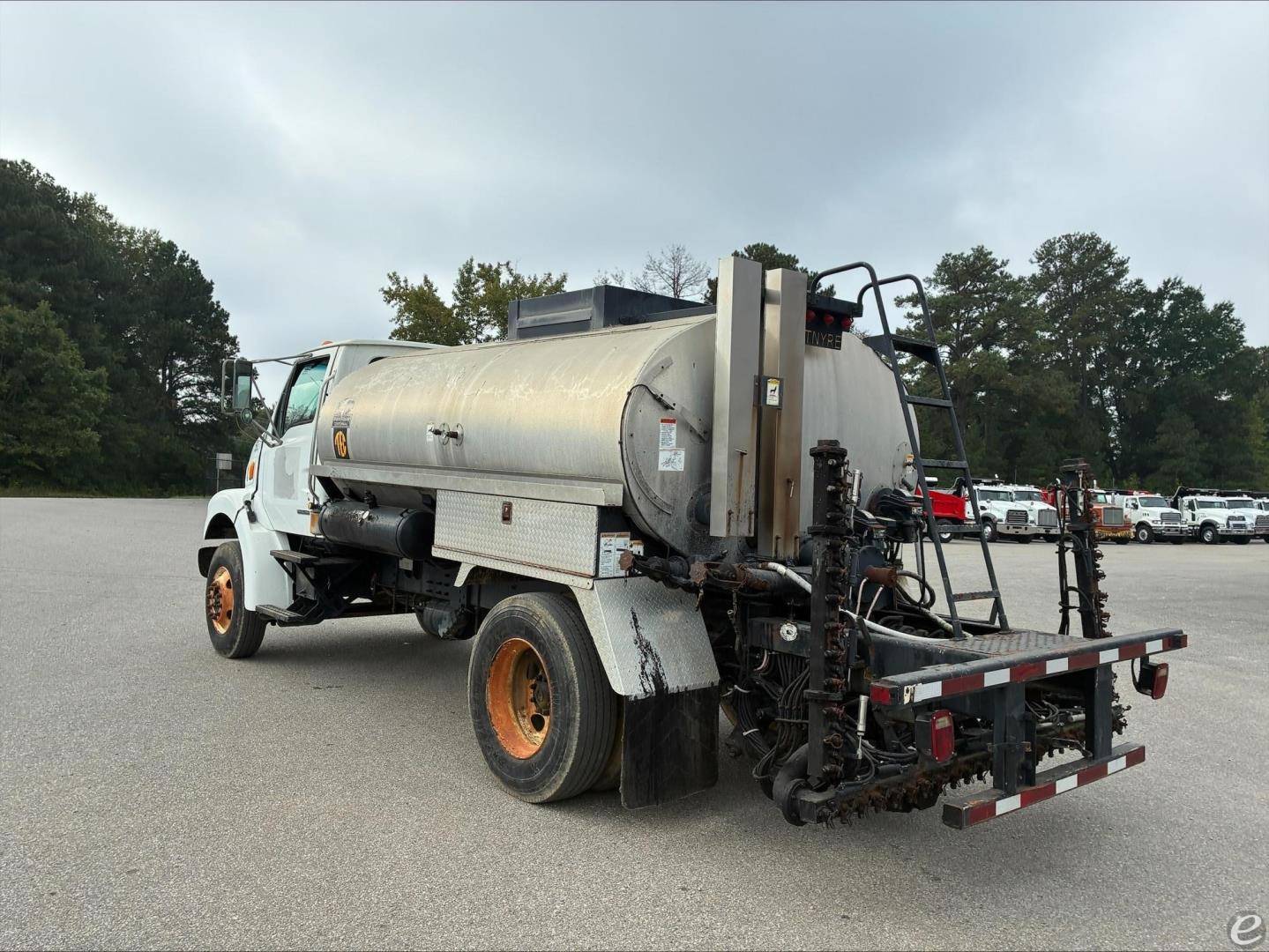 2004 Sterling L7500