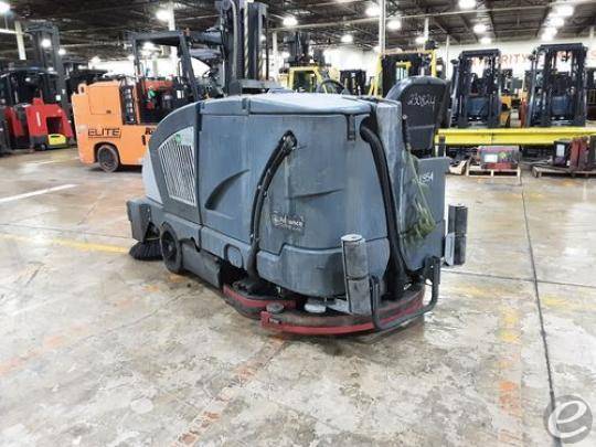 2019 Advance CS7000