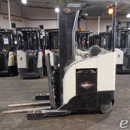 2016 Crown RR5725-45