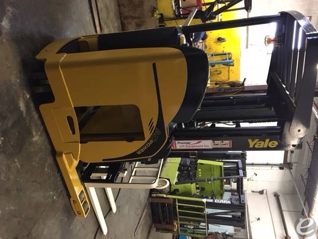 2010 Yale NR040DANS24TE091 Electric Reach Truck - 123Forklift