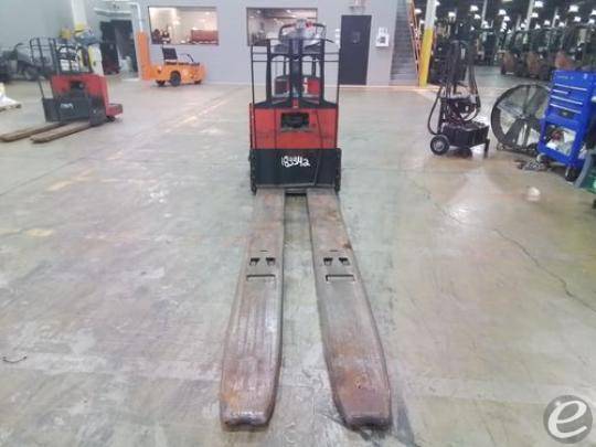 2010 Raymond 8400 Electric Forklift - 123Forklift