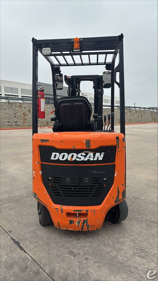 2022 Doosan BC25S-9