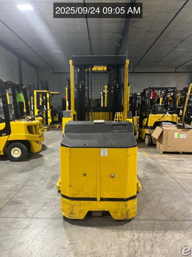 2012 Yale OS030BF