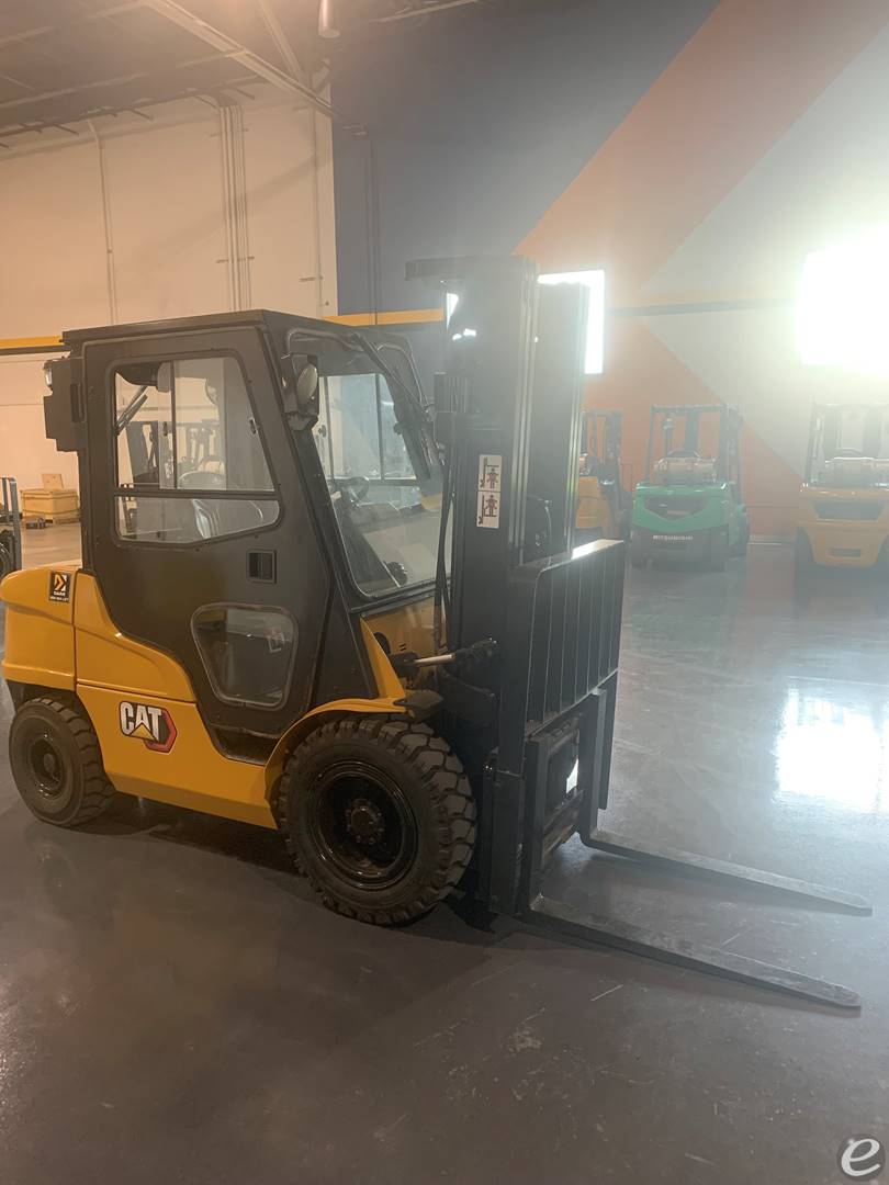 2019 Cat DP33N1