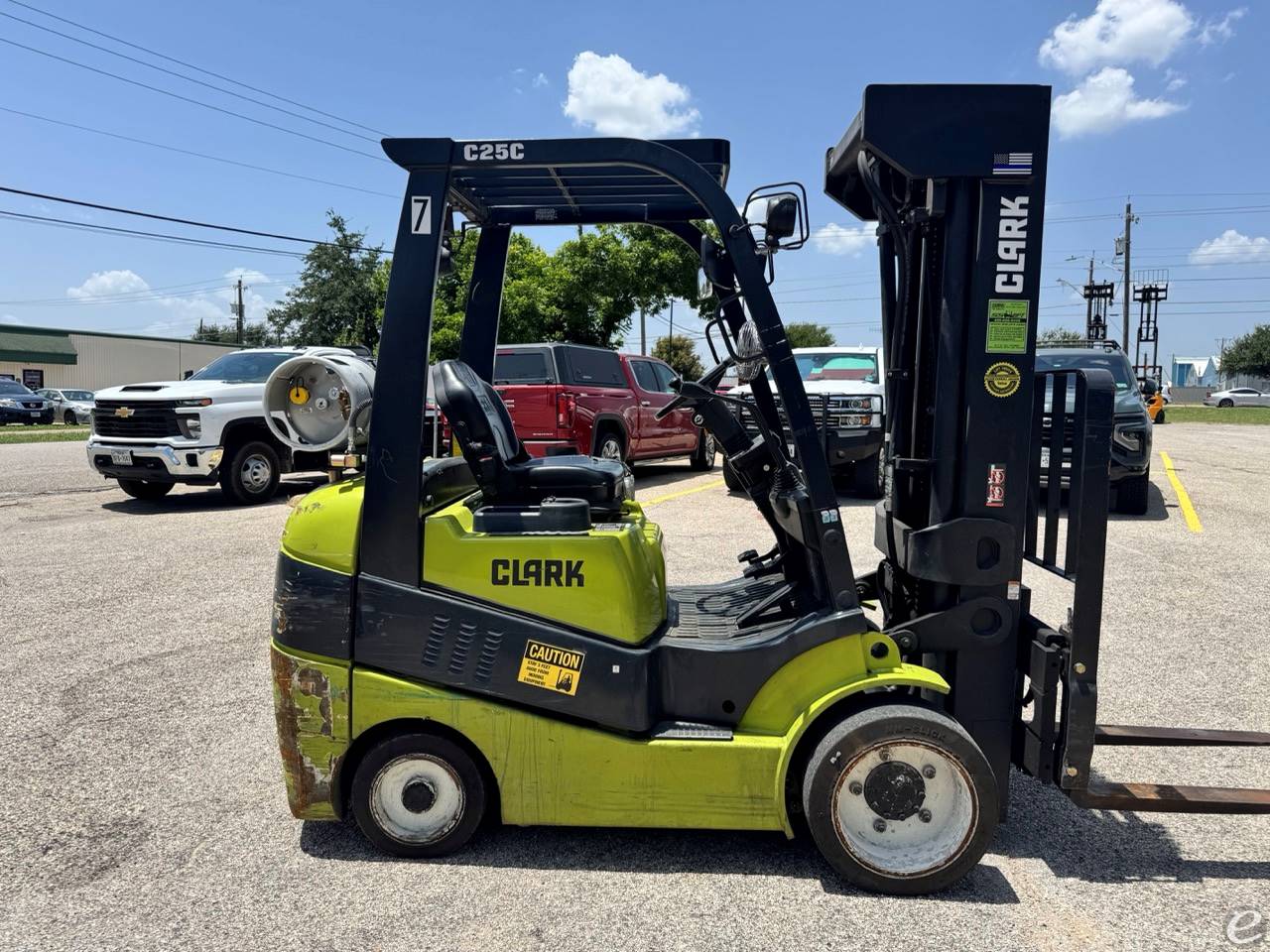 2016 Clark C25CL