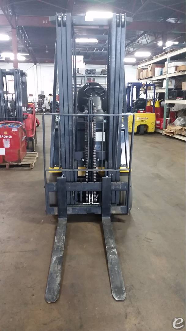 2010 Komatsu FB25SHG-6