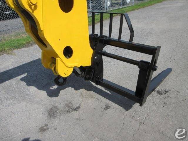 2019 JCB 510-56