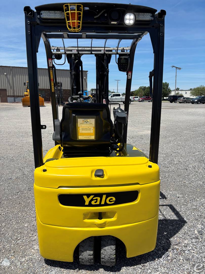 2017 Yale ERP-040VT