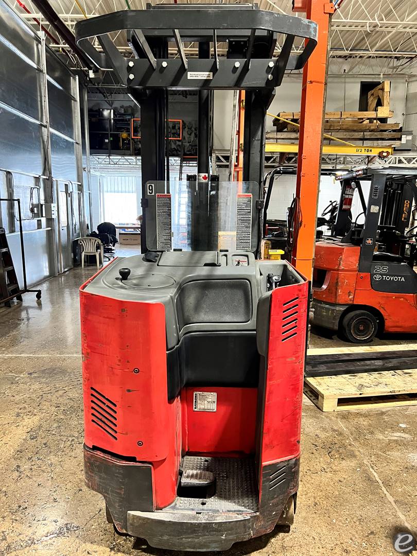 2001 Raymond EASIR35TT Unavailable Reach Truck - 123Forklift