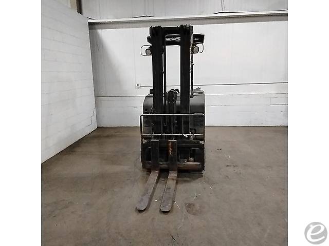 2019 Yale ESC040AD