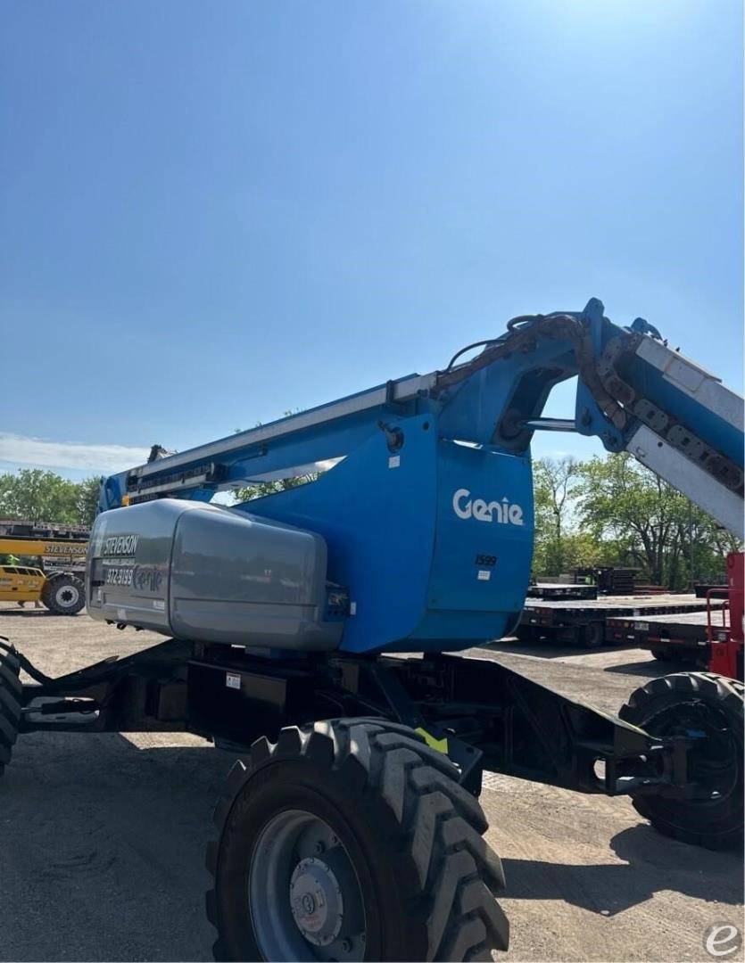 2012 Genie Z135/70