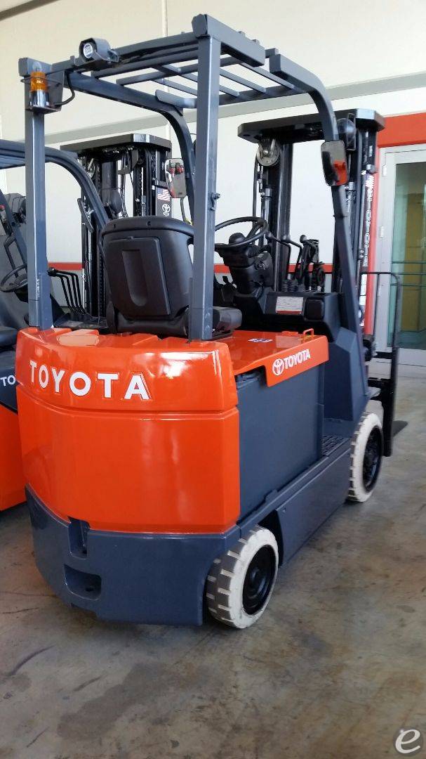 2011 Toyota 7FBCU32