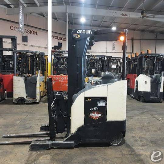 2016 Crown RR5725-45