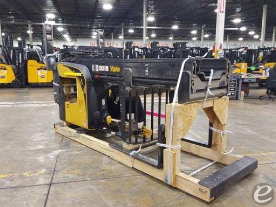 2015 Yale NR045 Electric Reach Truck - 123Forklift