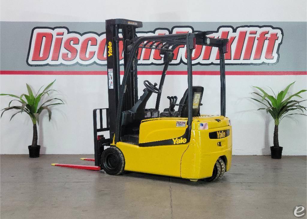 2019 Yale ERP040VT