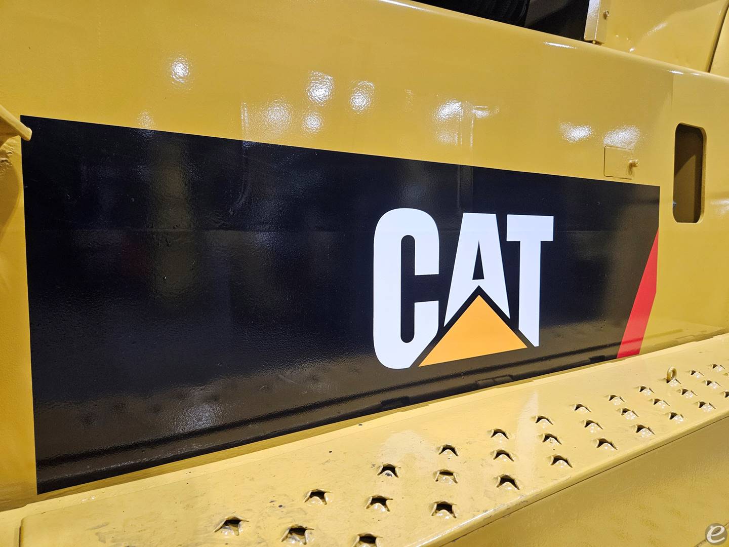 2008 Cat P36000
