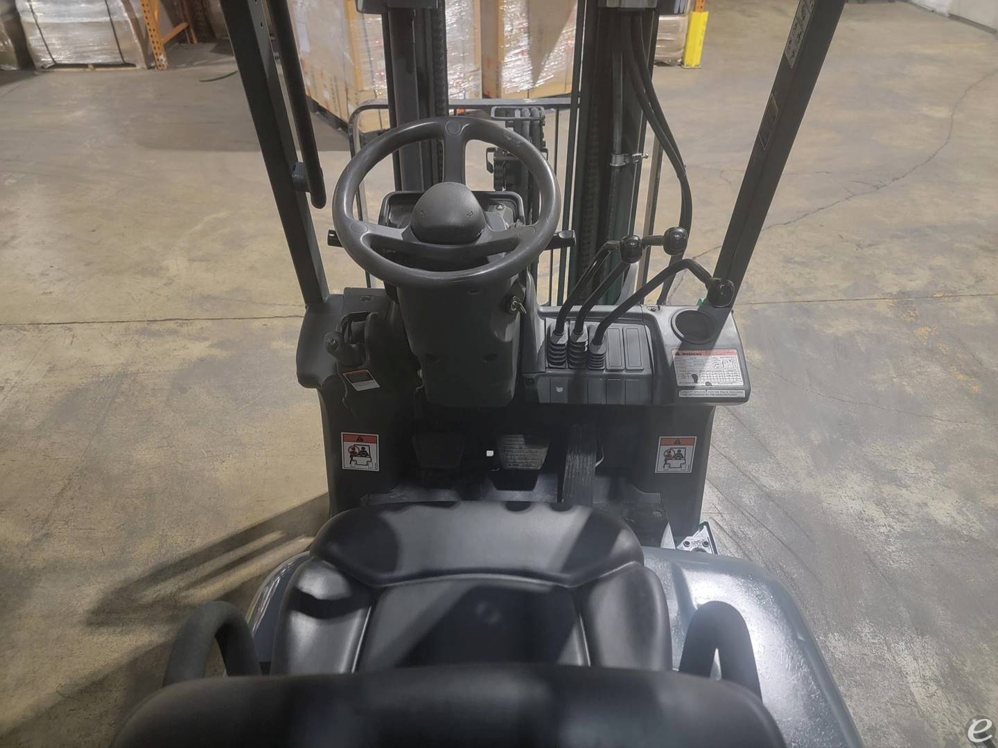 2017 Mitsubishi FGC18N