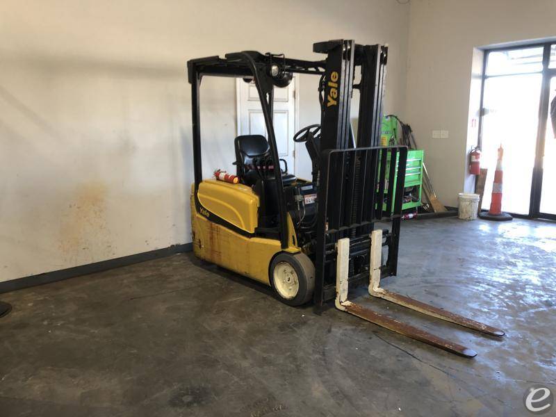 2014 Yale ERP040VT