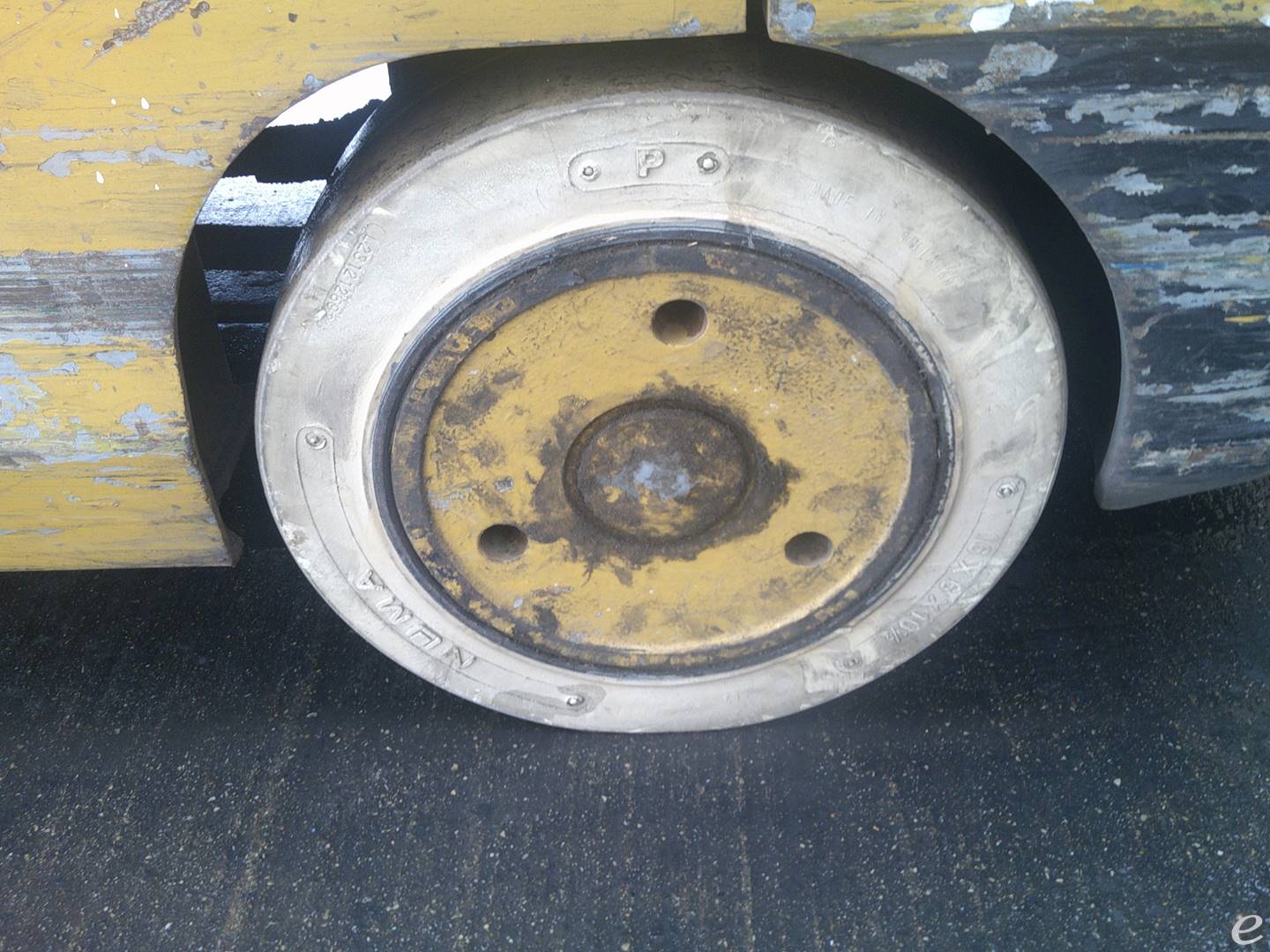 1997 Cat GC25